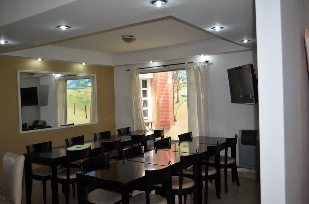 La Vieja Aldea Appartement Puerto Madryn Buitenkant foto